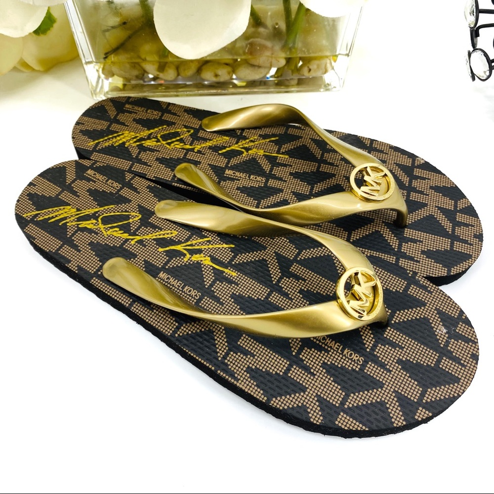 NWT Michael Kors Logo Flip Flops - Picture 2 of 6